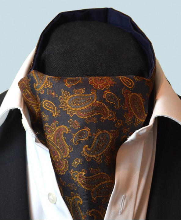 Fine Silk Burmese Coronet Pattern Cravat in Navy